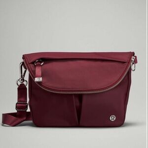 New Lululemon all night festival crossbody 5L bag.